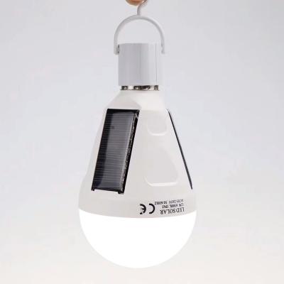 China Residential Highest Quality 7W12W Led Solar Emergency Light Bulb for sale