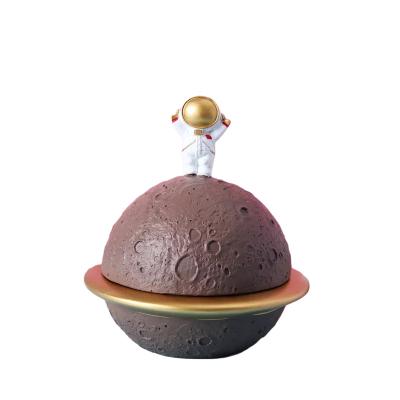 China Astronaut space personality trend ashtray creative home decoration durable multi-functional storage box beautiful decoration for sale