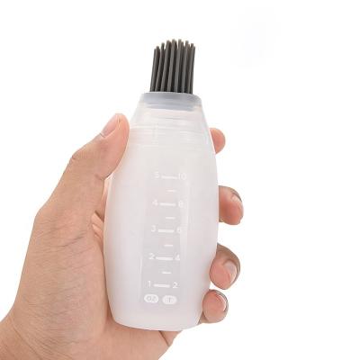 China Easily Cleaned BBQ Baking Cooking Tool Sauce Oil Dressing Dispenser Silicone Bottle With Basting Brush for sale