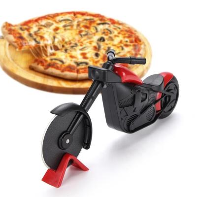 China Sustainable Motorcycle Pizza Slicer Motorcycle Pizza Cutter Wheel Dual Stainless Steel Cutter Wheels Best Gift For Pizza Chef for sale