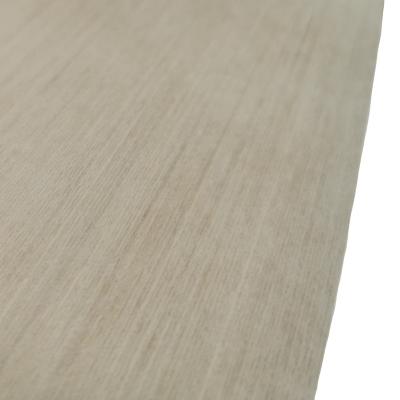 China Contemporary Premium Supplier Laminated Eucalyptus Wood 3mm Engineered Veneer Rotary Cut Lumber for sale