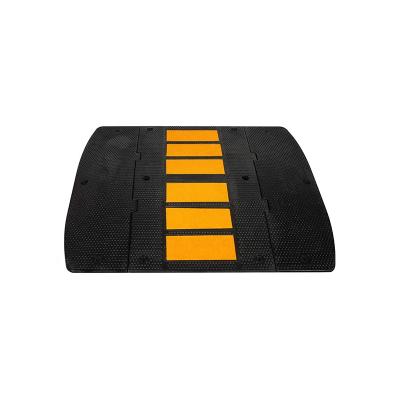 China EURO High Visility Rubber Speed ​​Bumps Road Bump Anti-pressure 500*900*50 / 500*900*70mm Euro Standard for sale