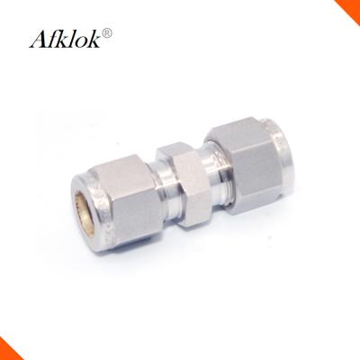 China Forged Stainless Tubing Fittings , ISO Certification Quick Connect Fittings for sale