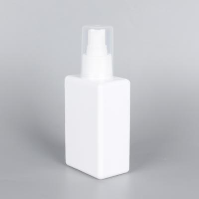 China Eco-friendly Custom Clear Square Cosmetic Mist Spray PET Bottle 100ml 150ml PETG Spray Bottle for sale