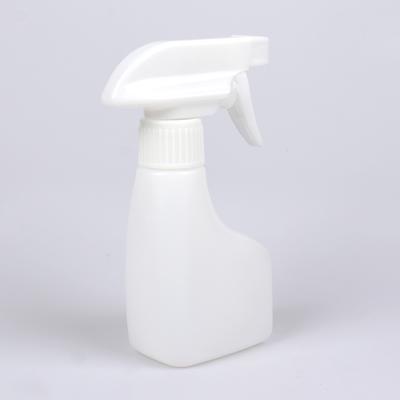 China Newest Design Eco-friendly Custom 180ml Cleaning Spray Water Spray Empty Plastic Bottle For Garden for sale