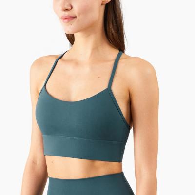 China 2021 Breathable Top Quality Halter Neck Workout Cropped Tops Yoga Bra Fitness Push Up Sports Bra Women for sale