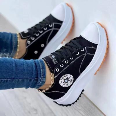 China Soft Comfortable Female Casual Shoes For Women Girls White Canvas Cloth Shoes en venta