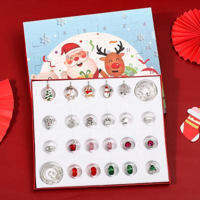 China Bracelet Charms New Jewelry Charms Christmas Advent Calendar DIY Custom Bracelet Making Kit For Girls Silver Jewelry Bracelet Colorful Bead for sale