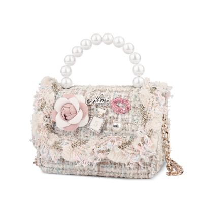 China Fashion Classic Design Fashion Luxury Small Plush Handbag Shoulder Messenger Bag With Pearl Handle For Women for sale