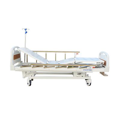 China Cheap Triple Crank Base Hospital Furniture Manual Metal Price YA-M3-1 Medical Bed 3 Bed With Wheels for sale