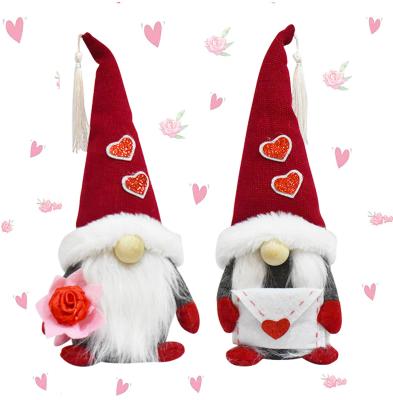 China Custom Large Performance Love Gnome Plush Tassel Doll For Wedding Party Confessions for sale