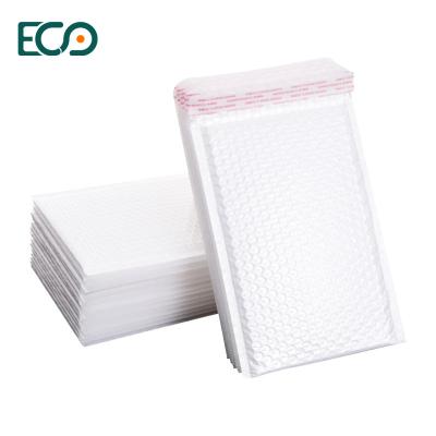 Cina Wholesale White Bubble Mailers Padded Envelopes White Matte Poly Mailer With Cheap Price In Stock in vendita