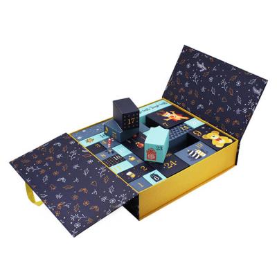 Κίνα Art Paper Rigid Gift Box Innovative Christmas Sock Xmas Advent Calendar Mystery Box προς πώληση