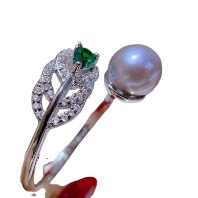 China CLASSIC Saltwater Pearl Rings With Feather Delicate Design S925 Sterling Silver Natural Pearl Rings for sale