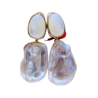 China New Romantic 14-17mm Large Baroque Earrings Shape Natural Pearl With Round Dangle Women Earrings Bead Jewelry for sale