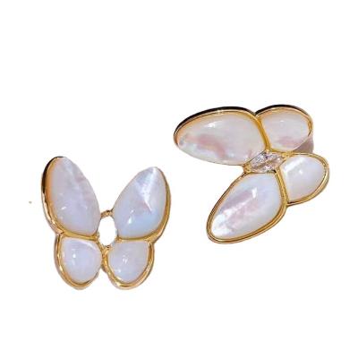 China CLASSIC Clean Design Super Stylish White Shell Butterfly Design S925 Sterling Silver Pin Stud Earrings Gifts for sale