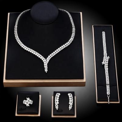 China Handmade Jewelry Set Women Wedding Jewelry Set Women Super Elegant Bridal Wedding Accessory Lady Gifts for sale