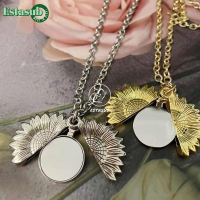 China Fashion Cute Creative Sunflower Pendant Necklace As Best Gift for sale