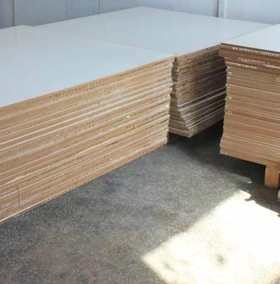 China Moisture Proof Printing On Raw 15mm MDF Board With White Coating Technology for sale