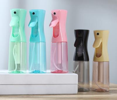 China OEM large Capacity 150ml Plastic Cosmetic Bottles With Spray Pump for sale