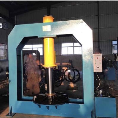 China ISO Certified TP160 Industrial Forklift Solid Tire Press Machine with Steel Frame for sale