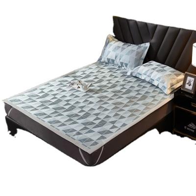 China Foldable Polyester Breathable Summer Folding Sleep Bed Blue Ultralight Modern Mattress for sale