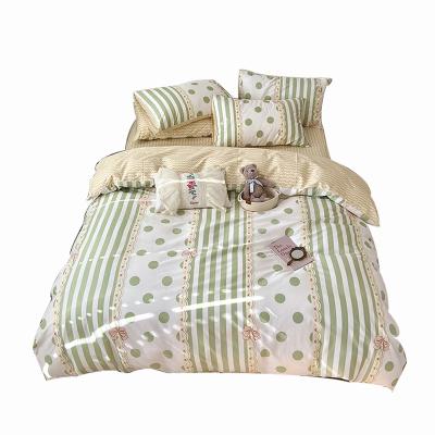 China Nondisposable Printed Bedding With Bow Pattern Printing Pattern Cool Romantic Cotton Bedclothes 4 Sets for sale