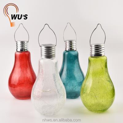 China Hot Selling LANDSCAPE Decoration Crackle Glass Bulb Outdoor Solar Light Led Hanging Bottle Garden Lights for sale