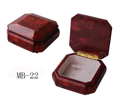 China Beautiful Unique Wholesale Wood for Birthday Christmas Gifts Wooden Music Boxes for sale