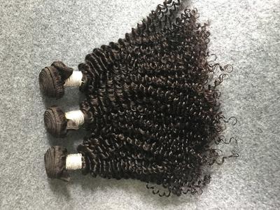 China Ningún enredo ningún cabello humano rizado rizado de vertimiento de la Virgen peruana del pelo de la Virgen 8A en venta