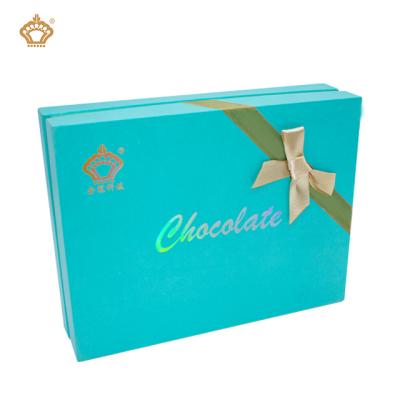 China Recycled Materials Festival Gift Box Valentine Holiday Packaging Box Christmas Holiday Chocolate Gift Box for sale