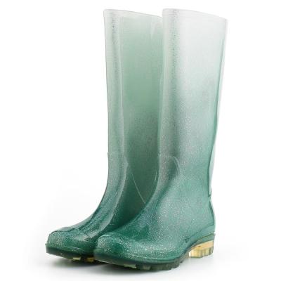 China Fashion Trend OEM Approved Waterproof Boots For Women Winter Rain for sale