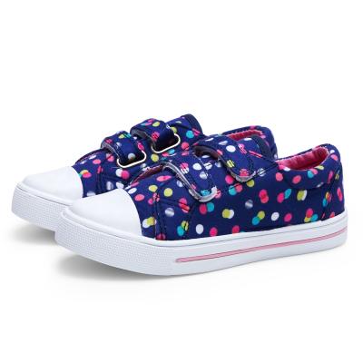 China Customized Comfortable Anti-slippery Canvas Sneakers For Kids 2021 for sale