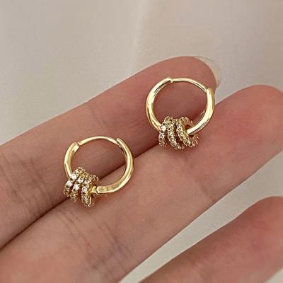 China New Fashionable Huggies Wholesale Korean Minimalist Tiny Gold Plated Geometric Crystal Hoop Ladies Filigree Earrings drop shipping for sale