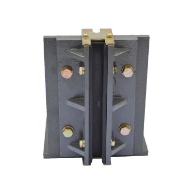 China DH05 Contemporary Elevator Glide Guide Shoe Elevator Spare Parts for sale