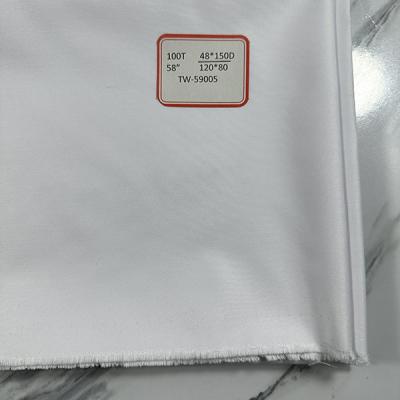 China 48*150D 120X80 Spun Polyester Fabric 120GSM Poplin T Shirt Fabric for sale