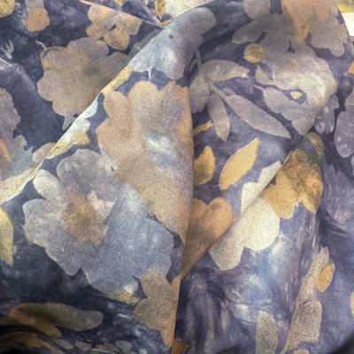 China 30S 32S 45S 3D Effect 100 Floral Digital Rayon Printed Viscose Rayon Fabric Woven Spun Rayon Challis Fabric for sale