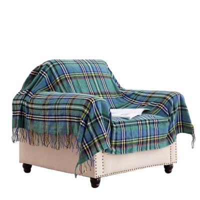 China Anti Static Super Soft Chenille Throw Blanket Christmas Plaid Blankets for sale