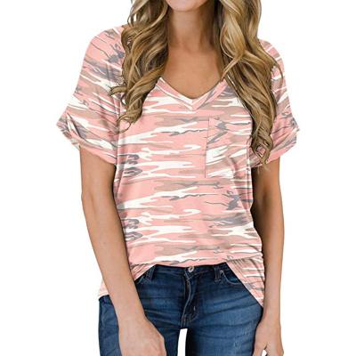 China New Fashionable Comfortable V-neck Loose Tops Loose Leopard Printed Plus Size Women's Casual T-shirt for sale