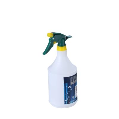 China Garden Spray 960ml China Manual Pressure Small Plastic Garden Trigger Cleaning Sprayer for sale