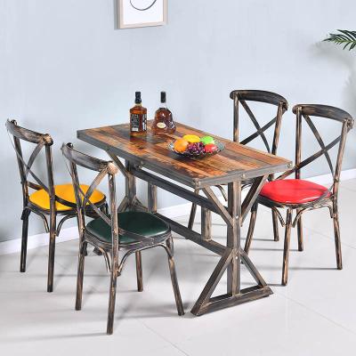 China Retro Industrial Cafe Restaurant Furniture Eco - Friendly Wood Resaturant Furniture Sets Table And Chairs for sale