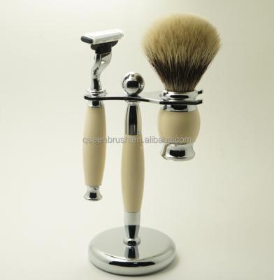 China Shaving Brush Luxurious Man Care Shaving Brush Kit With Best Badger Hair for sale