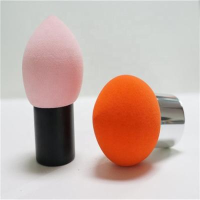 China Free Face Latex Makeup Sponge Kabuki Powder Brush for sale