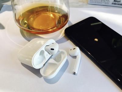 China Apple AirPods MMEF2AM/A 100% Sealed AirPod made in china grgheadsets for sale