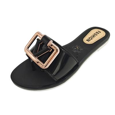 China Newest Fashion Women's Slippers Women Summer Platform Shoes Black Flat Ladies Creative/Comfortable/Durable/Non-slip Sandals for sale