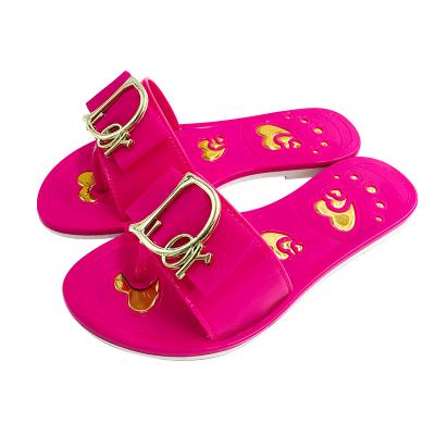 China Classic outdoor women's summer designer slippers lightweight flat ladies creative/comfortable/durable/non-slip 2021 new for women for sale