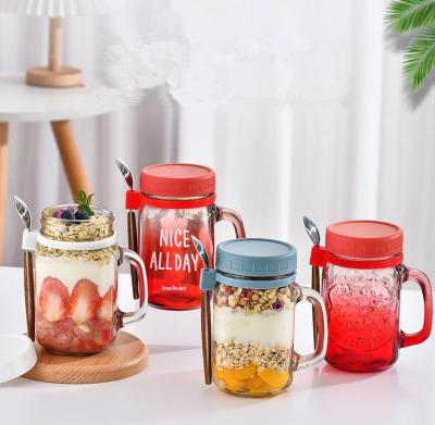 China 2023 Freshness Retention New Arrival Milk Cup Mason Jars Overnight Oats Jars With Lid And Spoon for sale