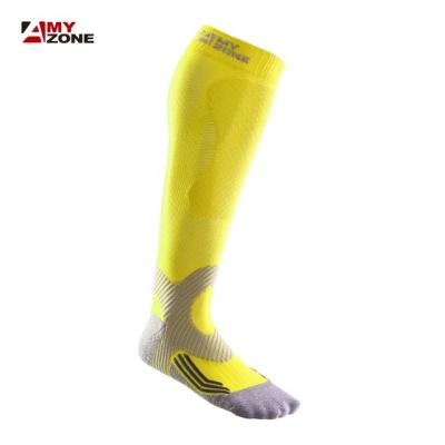 China Breathable 20-30 mmHg Graduated Compression Socks For Sport for sale