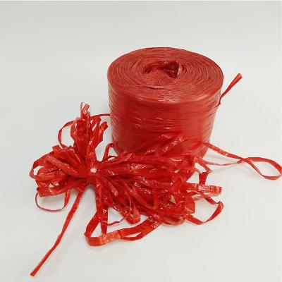 China PP PP Tear Film Split Raffia Twine Film /PP Flat Film Rope Plastic Split Film Red Rope for sale