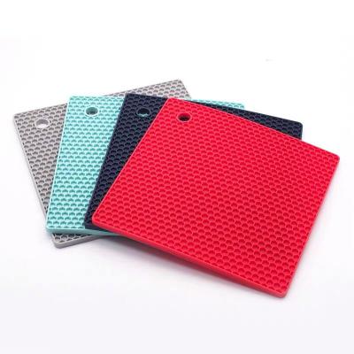 China Sustainable Reusable Square Mats Heat Resistant Silicone Non-slip Eco-Friendly Mat Silicone Table Hot Pads Silicone Pad Food Grade for Pots for sale